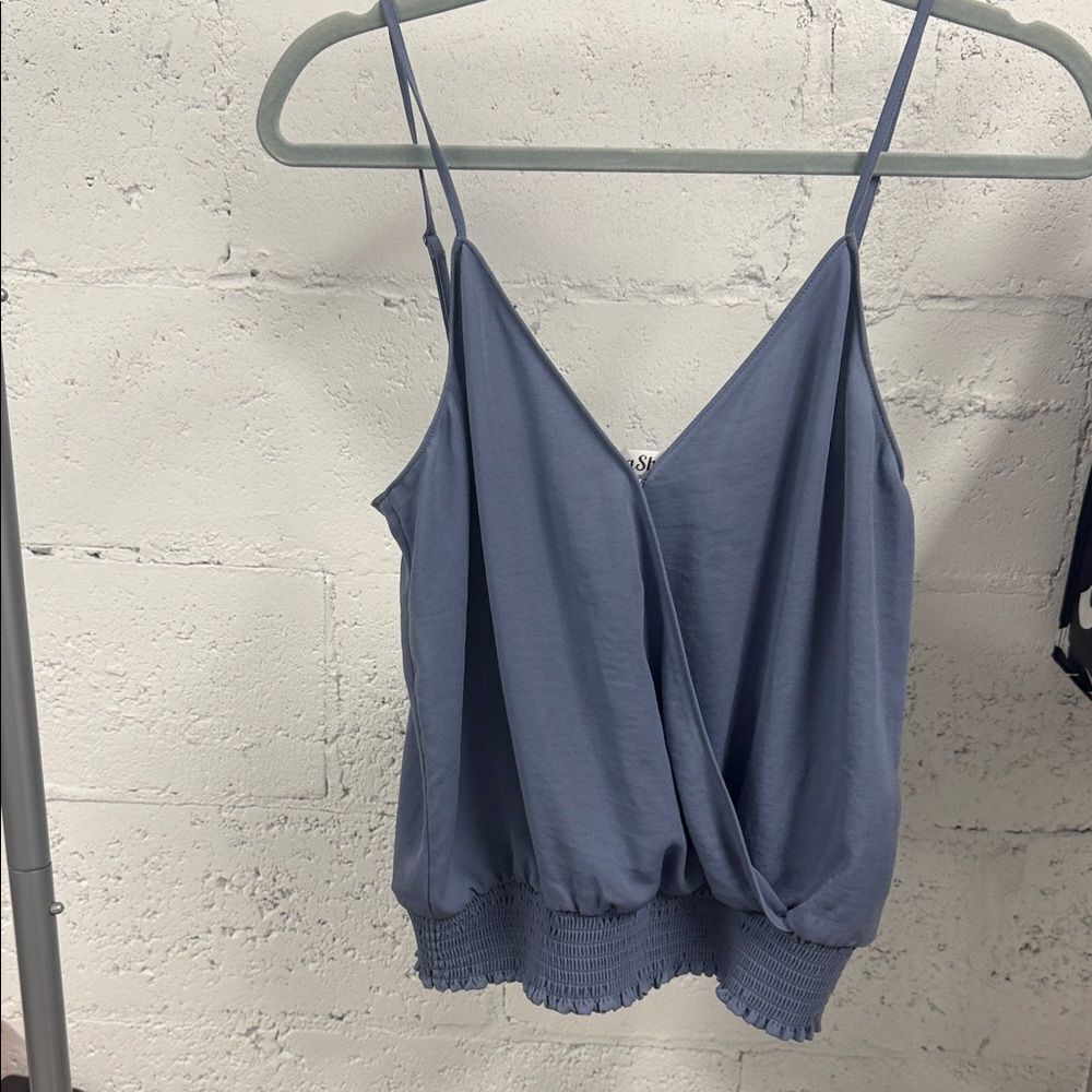 Elegant Blue Women's Top SEASHELL Size Small Spaghetti Strap V Neck NWOT